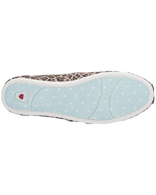skechers leopard slip ons