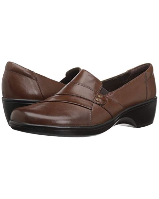 Clarks May Marigold Slip-on Loafer in Brown - Save 10% - Lyst