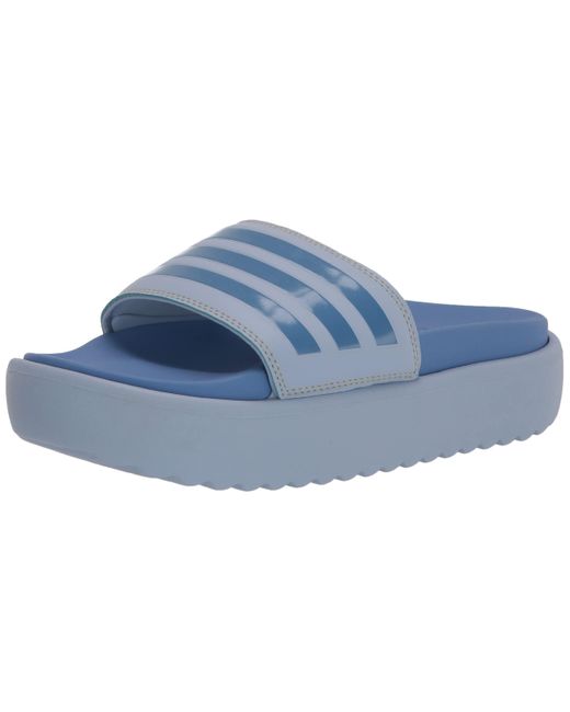 Sandales enfiler ADILETTE PLATFORM pour femme Adidas en coloris Blue