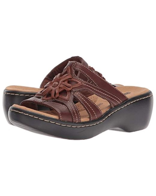 clarks women's delana venna platform