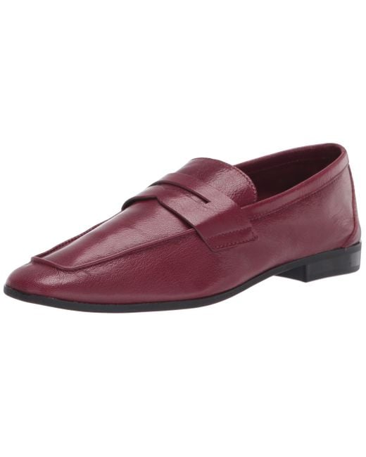 Kollega Vær opmærksom på unse Calvin Klein Barolo Loafer Flat in Red - Lyst