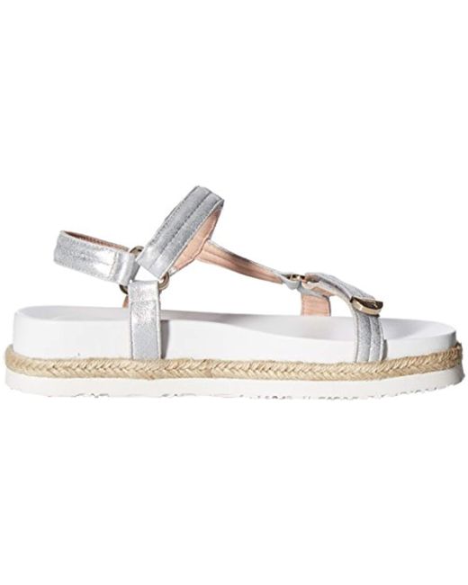 Taryn Rose Womens Lydia Metallic Nappa Flat Sandal