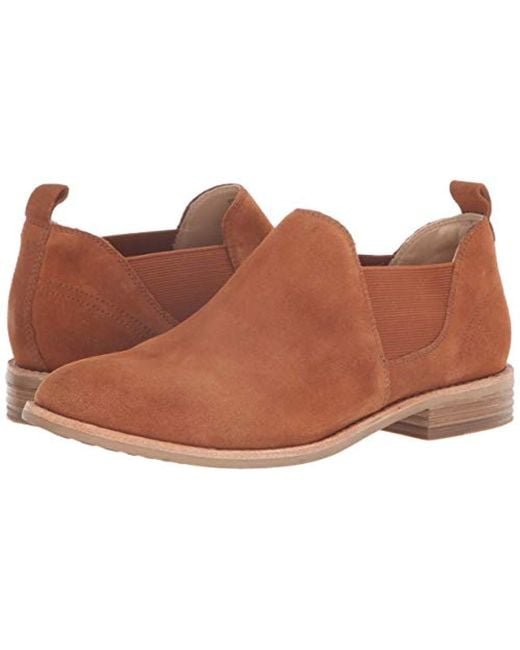 clarks ladies boat shoes