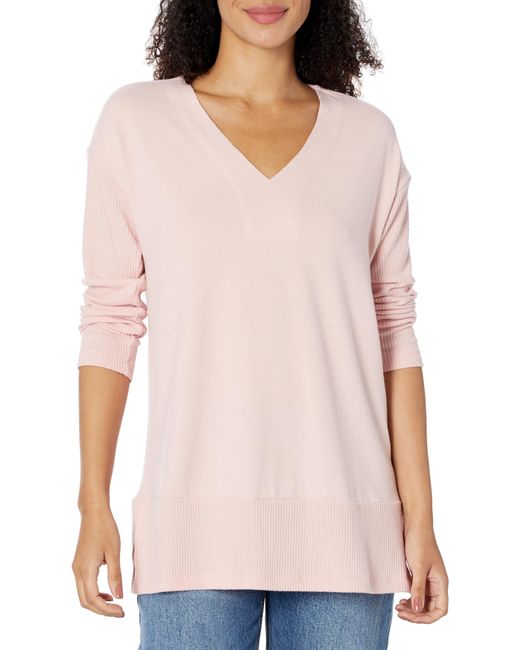 Vince Camuto Long Sleeve Drop Shoulder V-neck Cozy Tunic in Pink | Lyst
