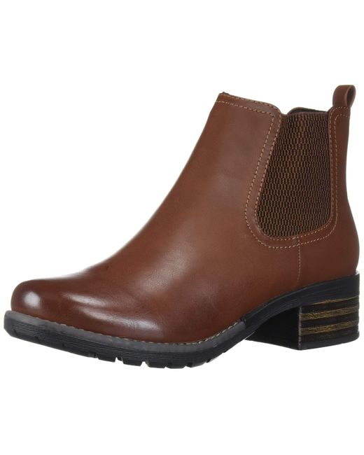 eastland jasmine chelsea boot