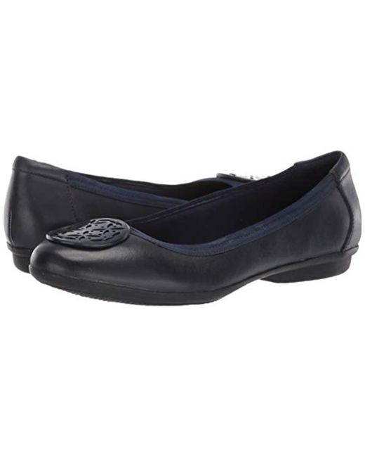 Gracelin lola deals flats