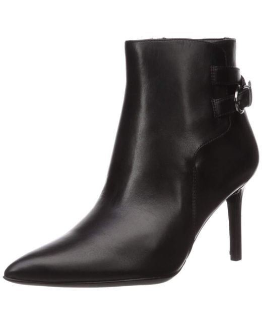 naturalizer black ankle boots