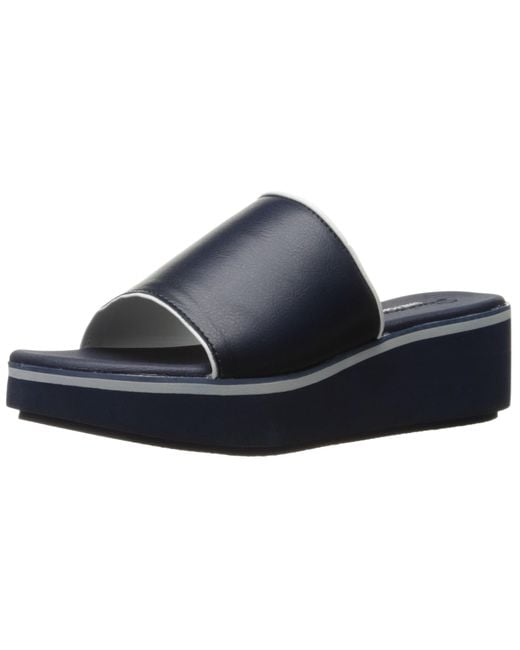 skechers platform flip flops