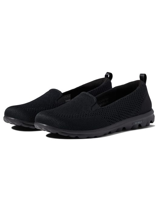 Skechers Go Walk Classic-talia Loafer in Black | Lyst