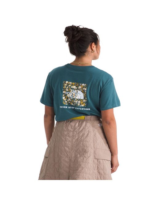The North Face Blue Evolution Floral Box Nse Short Sleeve Tee | Regular Fit Everyday Shirt With Logo Graphic & Set In Sleeves