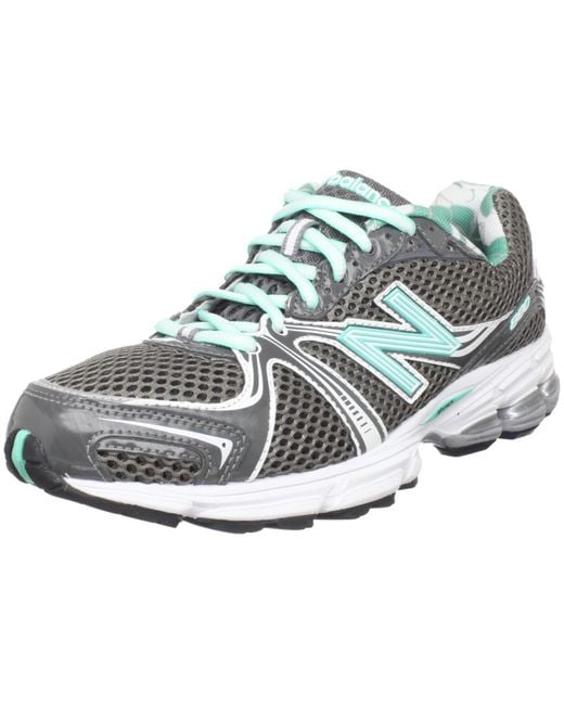 New Balance 880 V1 Running Shoe in Gray Lyst