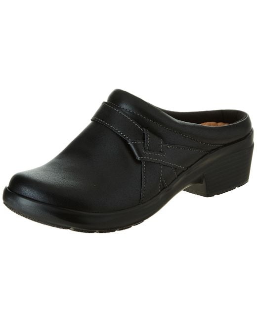 clarks autumn sale