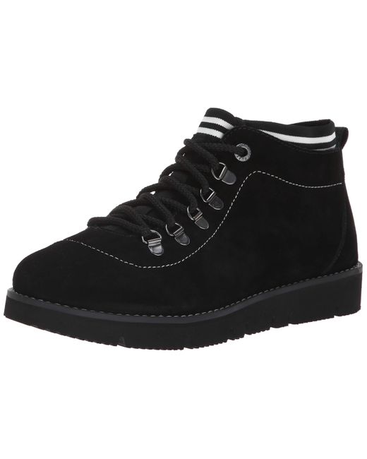 skechers hiking boots with memory foam