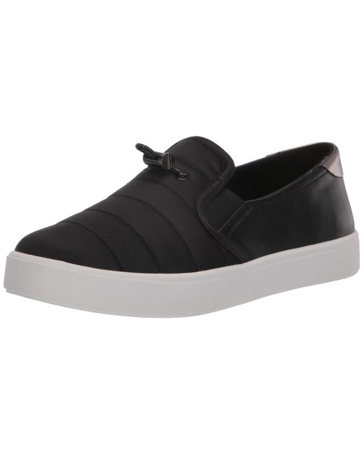 grandpro spectator slip on