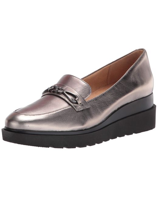 naturalizer black loafers