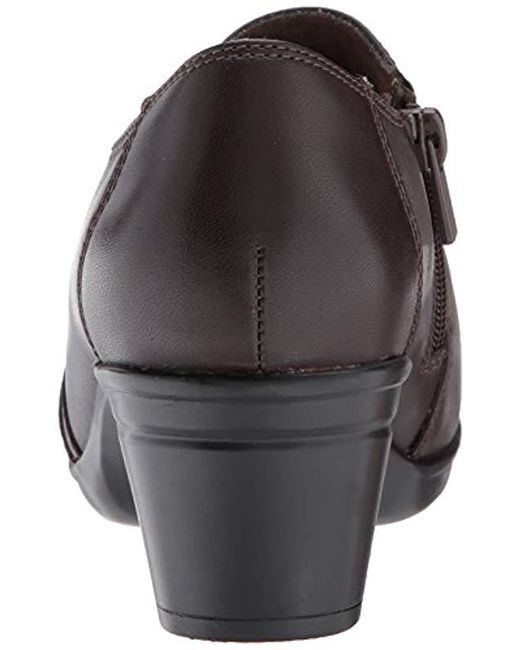 emslie warren clarks