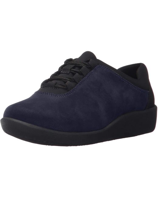 clarks sillian pine walking shoe