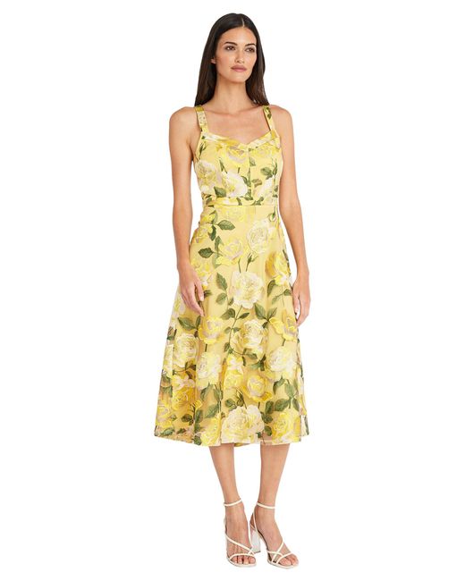 Maggy London Yellow Floral Summer Sweetheart Neckline | Pretty Garden Wedding Guest Dresses For