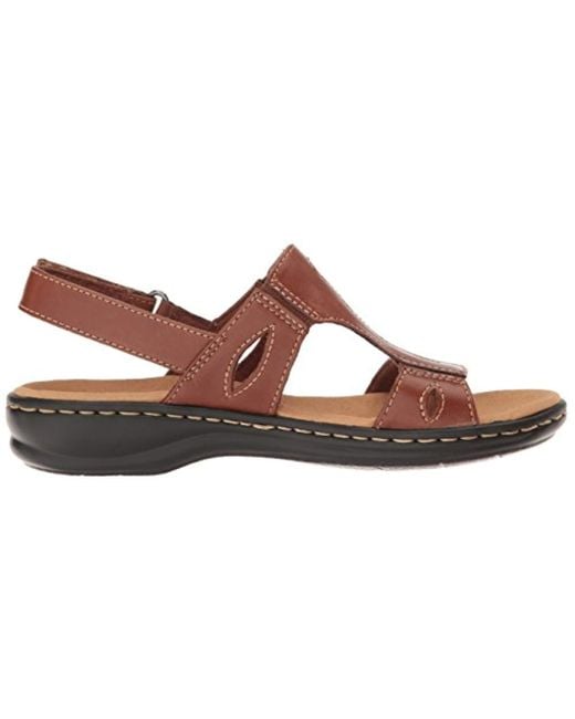 clarks women's leisa lakelyn flat sandal