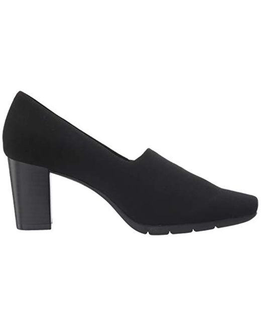 black heels thin heel