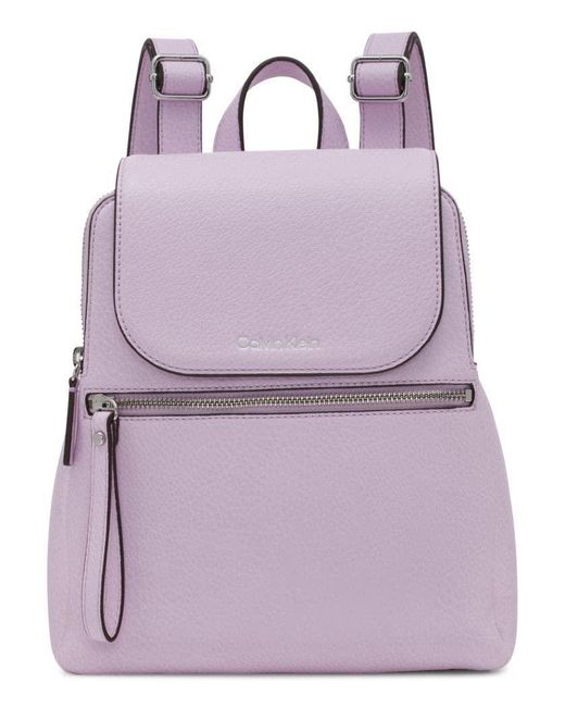 Reyna Novelty Key Item Flap-Mochila Calvin Klein de color Purple