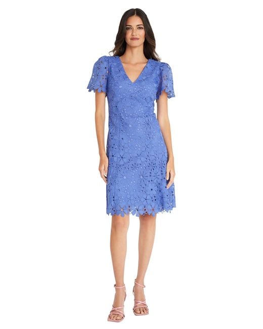 Maggy London Blue V-neck Short Sleeve Floral Knee Length Wedding Guest Dresses For