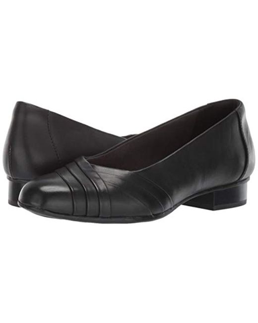 clarks petra