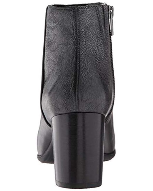 rockport total motion lynix bootie