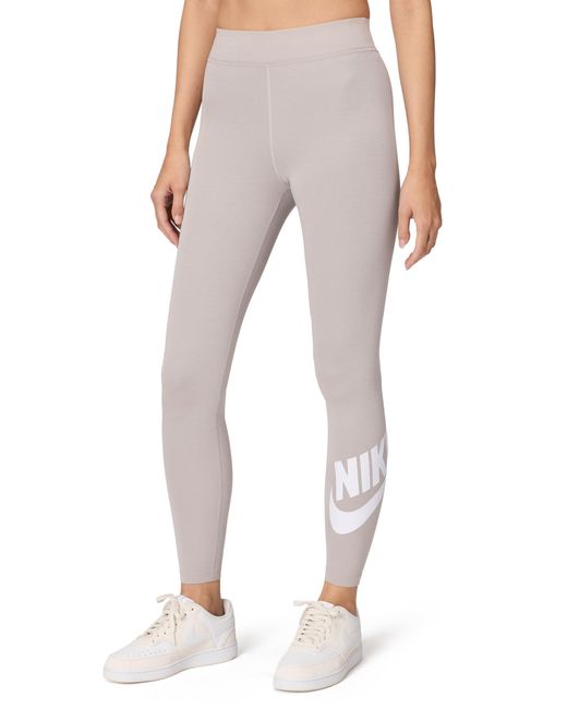 grey and pink nike leggings