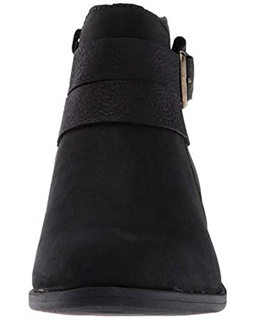 clarks addiy cora boots
