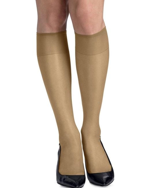 Hanes Silk Reflections Reinforced Toe Kneehighs Lyst