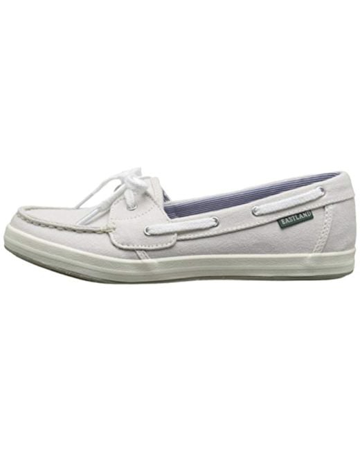 eastland skip boat shoe