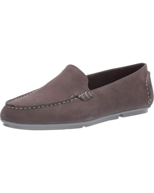 sperry nubuck