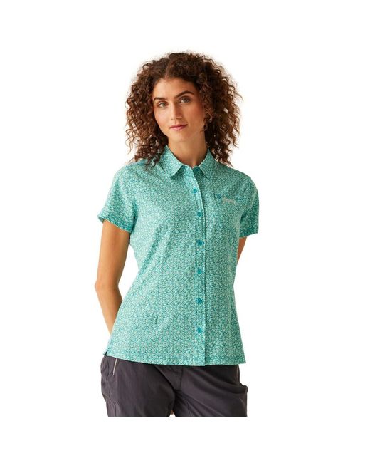 Chemise de voyage à manches courtes pour femme Regatta en coloris Green