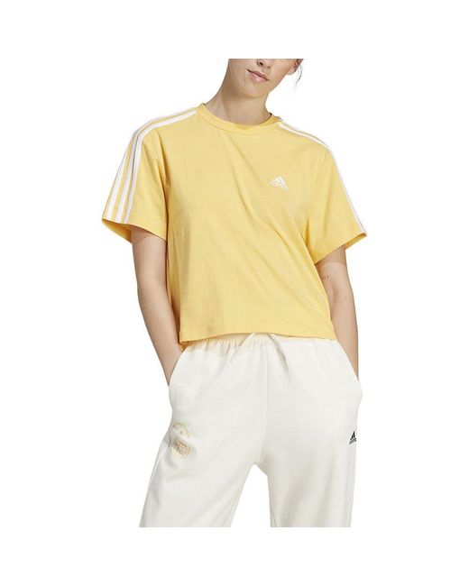 Essentials 3-Stripes Single Jersey Crop Top Camiseta Adidas de color Yellow
