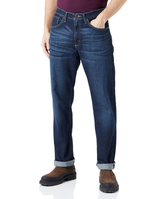 Wrangler Blue Relaxed Fit Jeans for men