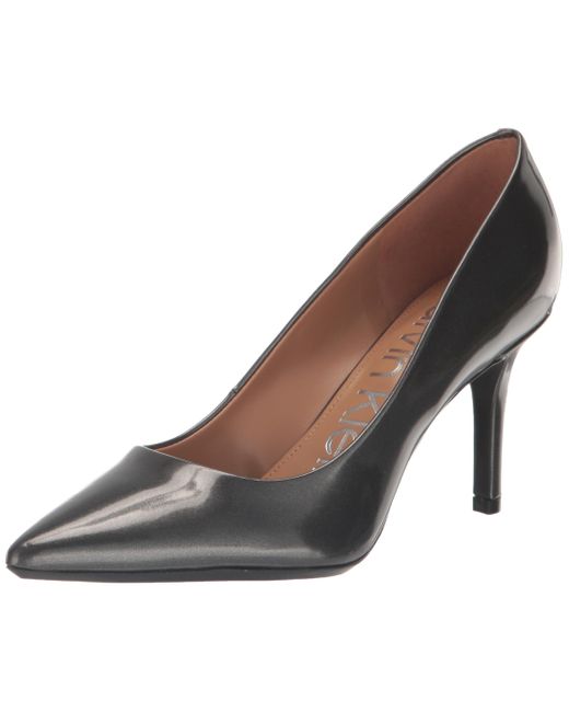 Calvin Klein Brown Gayle Pumps