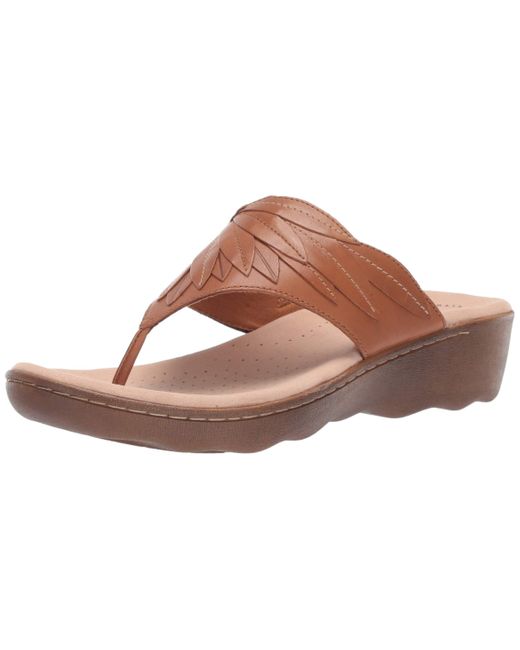 Clarks Phebe Mist Flip-flop in Tan Leather (Black) - Save 64% | Lyst