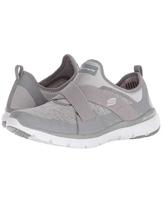 skechers lace up sneakers mujer dorados
