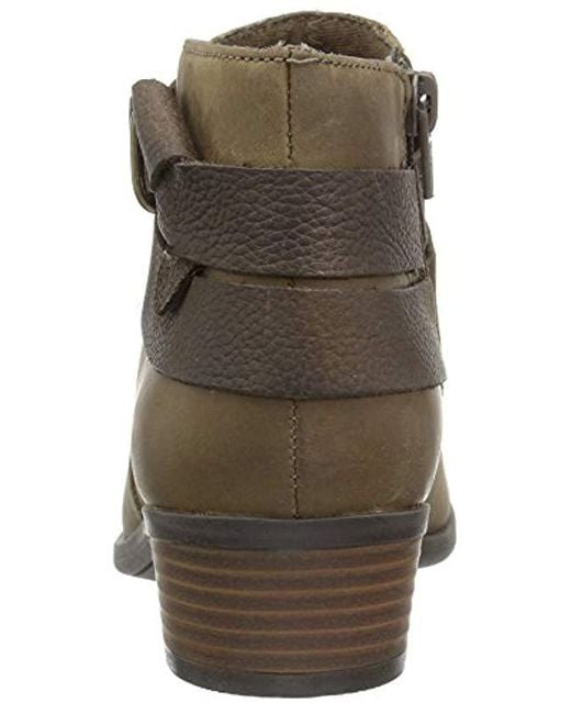 clarks addiy cora boots