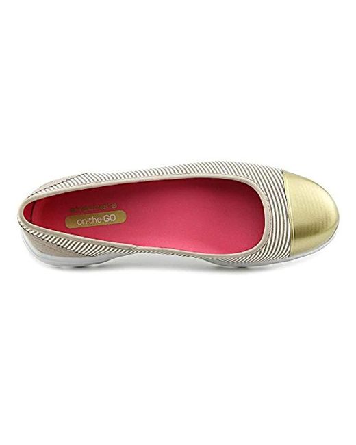 skechers go sleek