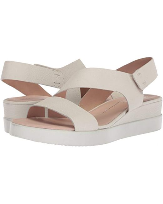 Touch sandal best sale plateau