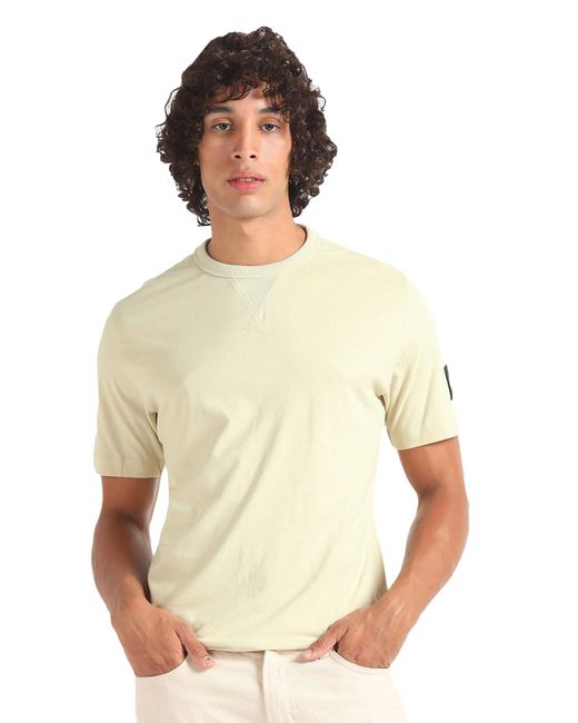 Calvin Klein T-Shirt Kurzarm Badge Regular Rundhalsausschnitt in White für Herren