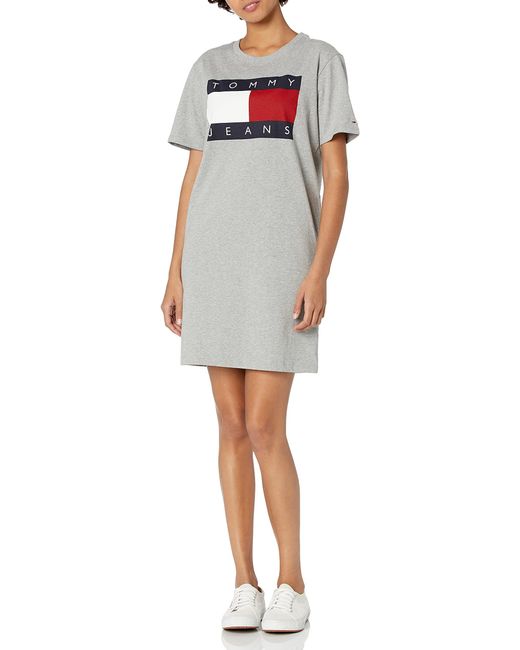 Tommy Hilfiger Graphic T-Shirt Dress Lssiges Kleid in Grau - Sparen Sie 52%  - Lyst