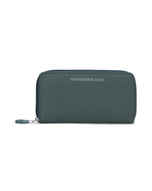 MD20 Wallet di Mandarina Duck in Green