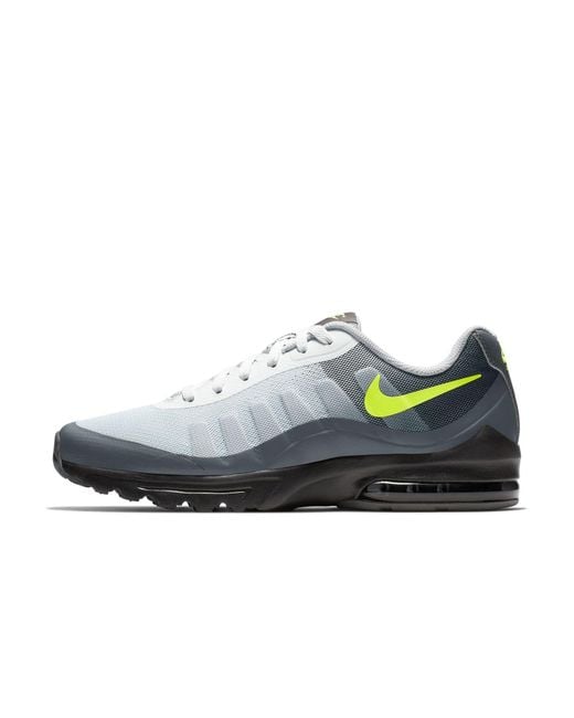 Nike Black Air Max Invigor Basketball Shoe for men