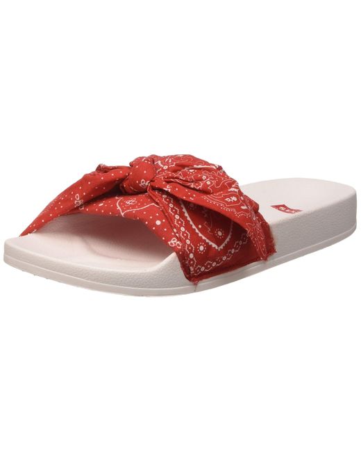 Levi's Red June S Bandana Flip Flops
