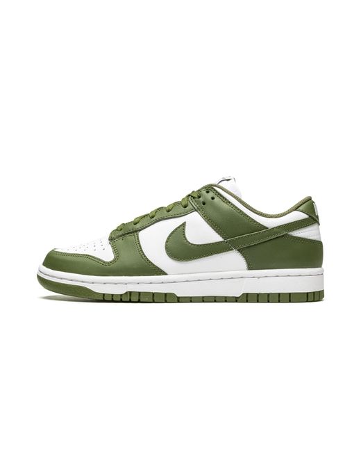 Nike Dunk Low "medium Olive" Sneakers in het Green