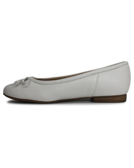 Fawna Lily di Clarks in Gray