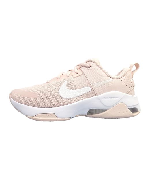 W Zoom Bella 6 di Nike in White